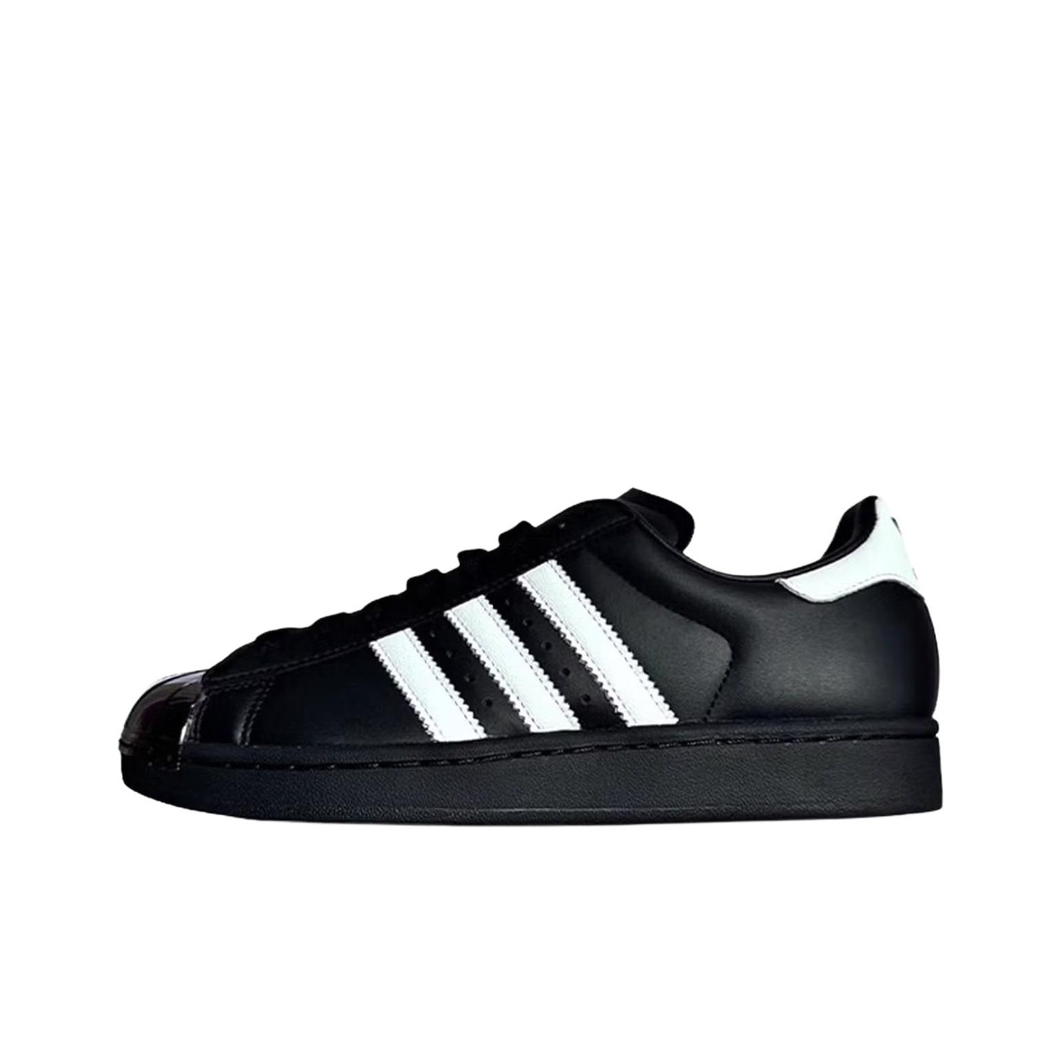 Adidas Shoes Superstar - أحذية سكيت بورد أديداس أوريجينالز سوبرستار